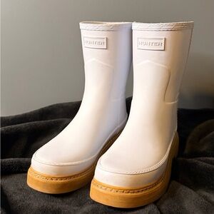 Hunter Refined Stitch Rain Boots White & Tan